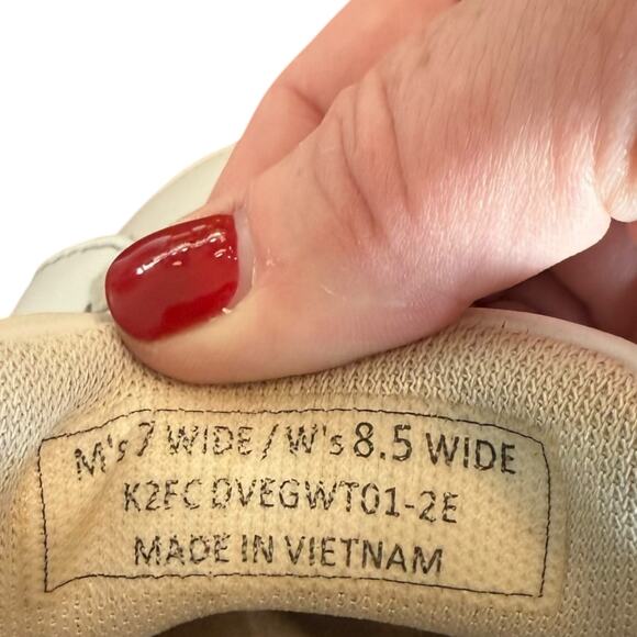 Kizik Women's Wide Hands Free Vegas 2 White Leather Lace Up Sneaker - 8.5 Wide - Picture 9 of 10